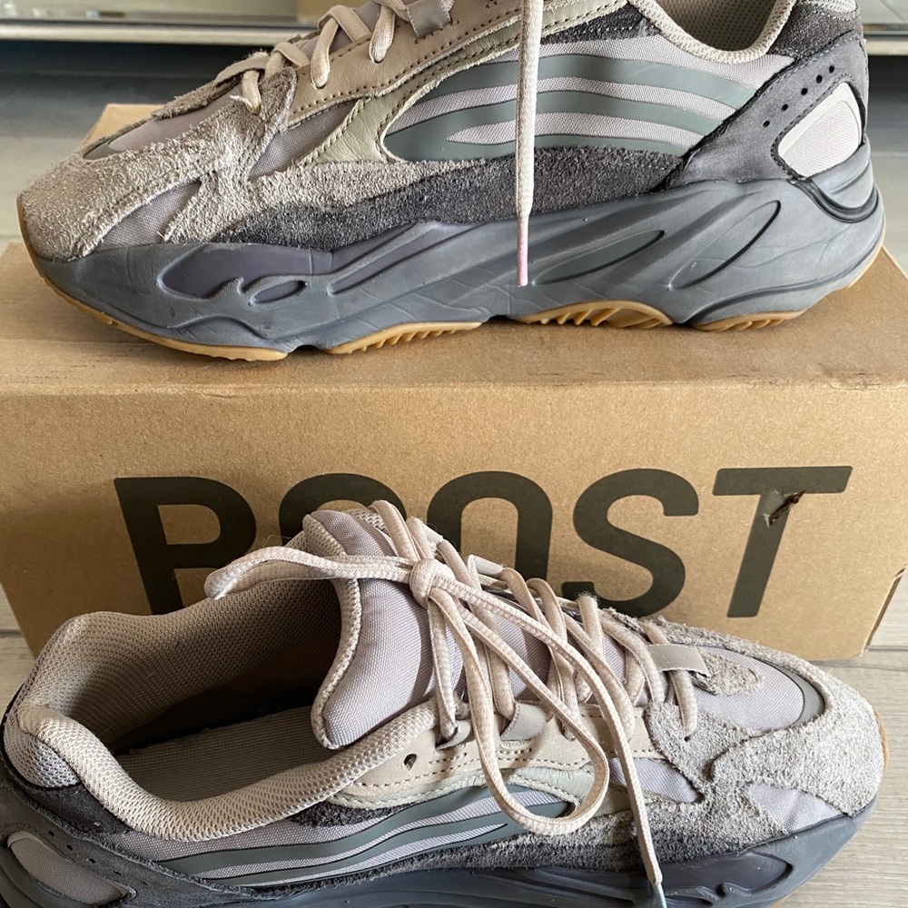 Yeezy 700 V2 “Tephra” Authentic